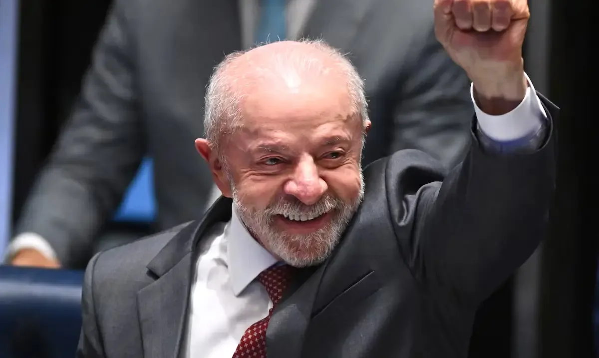La victoria de Lula frente a Bolsonaro marca un nuevo capítulo en la política brasileña.