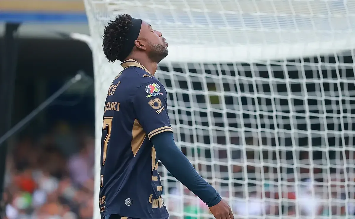 La baja del carrilero colombiano marca una modificación en el equipo para enfrentar a los Gallos Blancos.