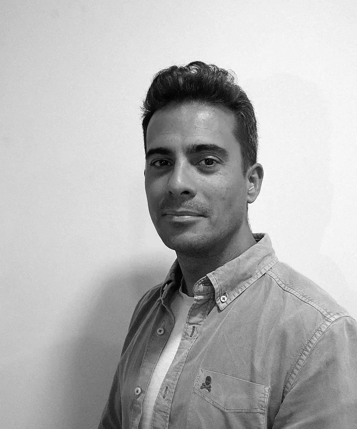 El futbolista salmantino ha demostrado su deseo de continuar en el club blanquinegro.