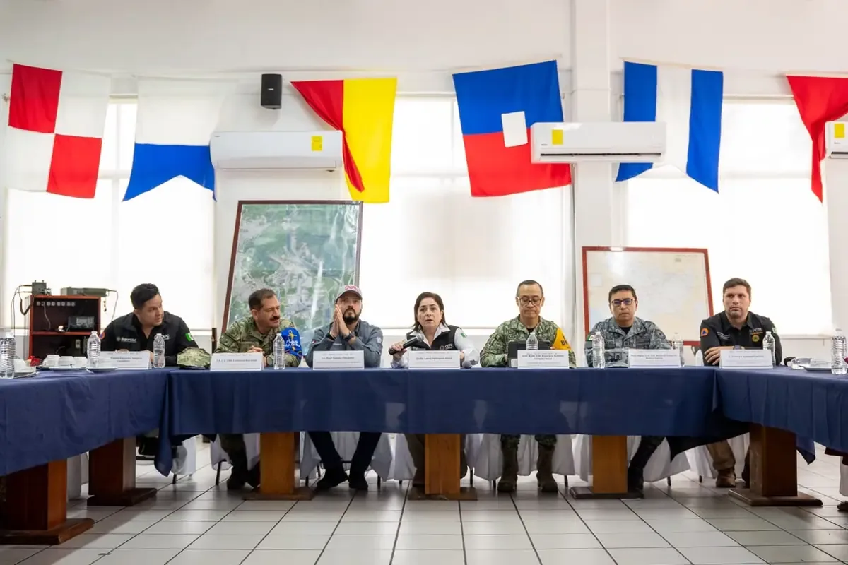 Las autoridades advierten sobre el riesgo de deslaves e inundaciones en los municipios costeros.