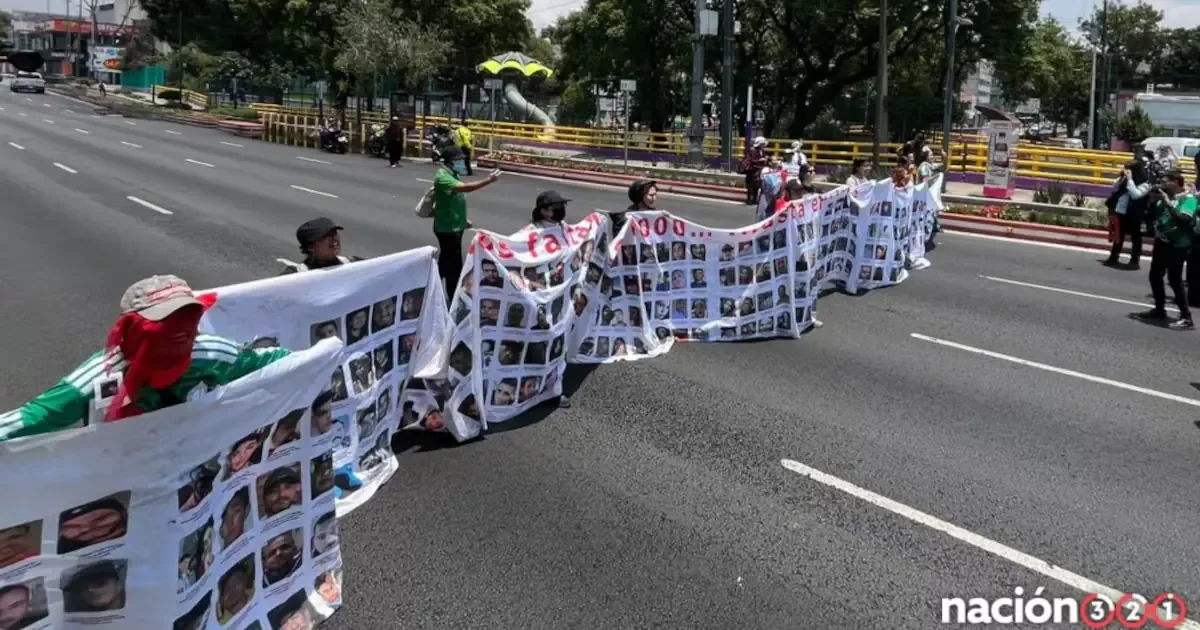 La manifestación busca visibilizar la desaparición de personas en medio de la Copa del Mundo.