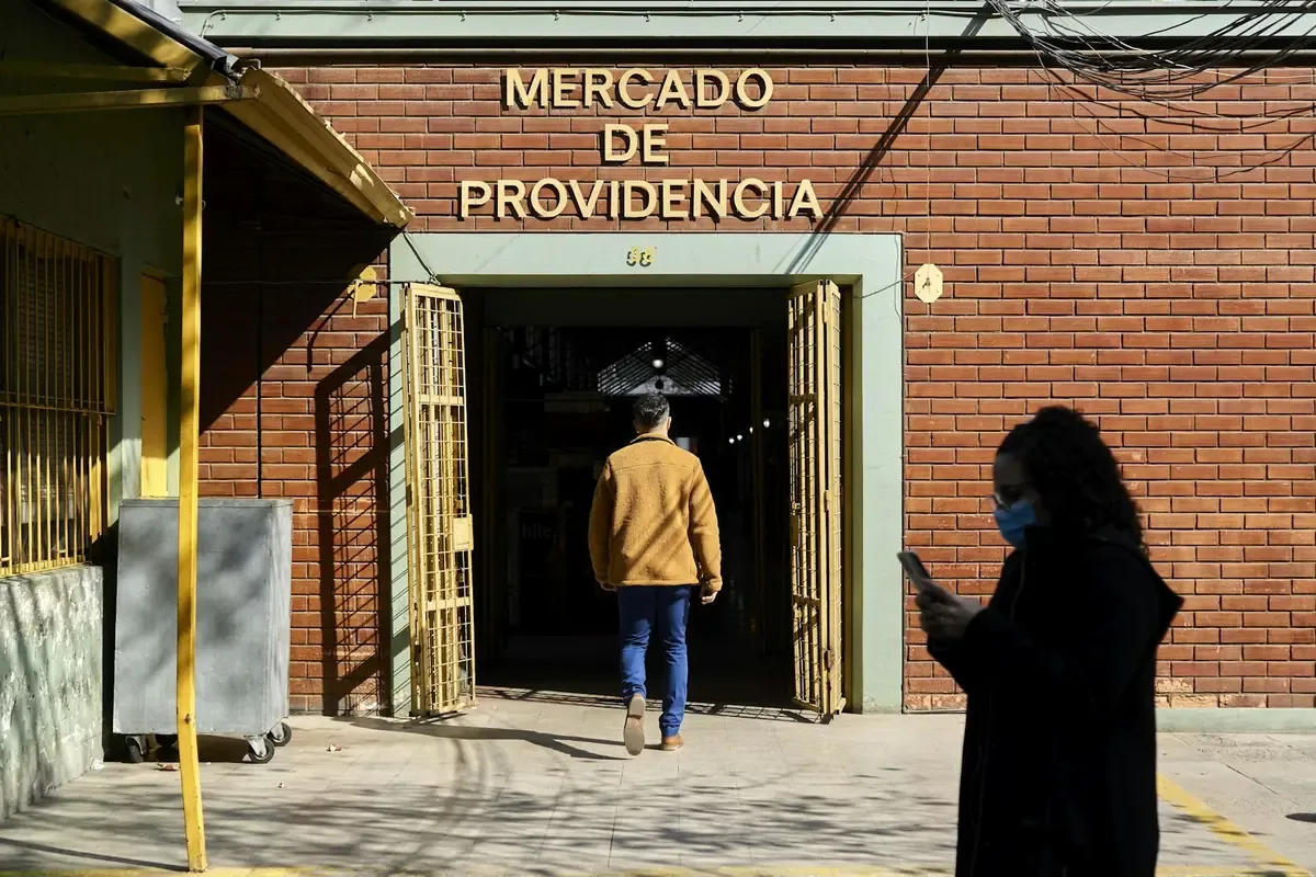 Maestros potosinos acusan a la SEP y al SNTE de simulación en la creación de un nuevo programa salarial.