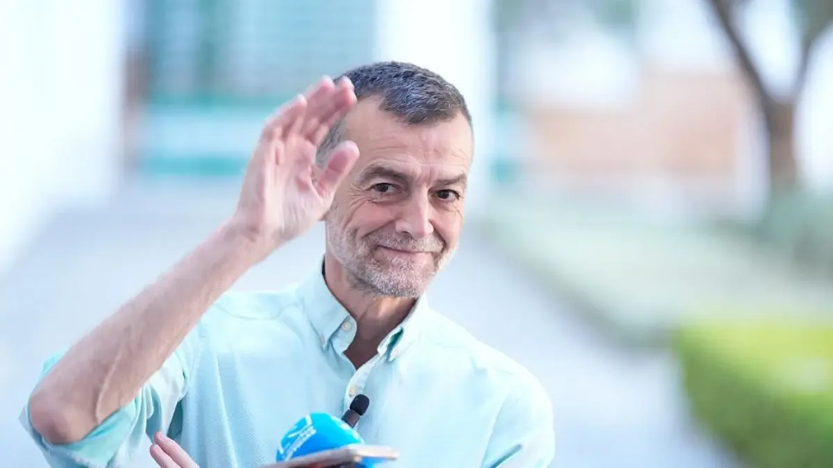 El coordinador de IU plantea una conexión entre la derecha y Estados Unidos para afectar al gobierno actual.