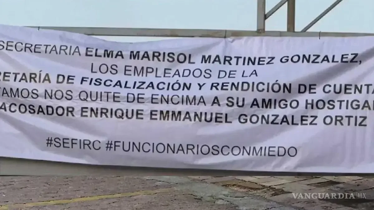 La denuncia involucra al director jurídico de la SEFIRC, tras acusaciones de acoso de varios trabajadores.