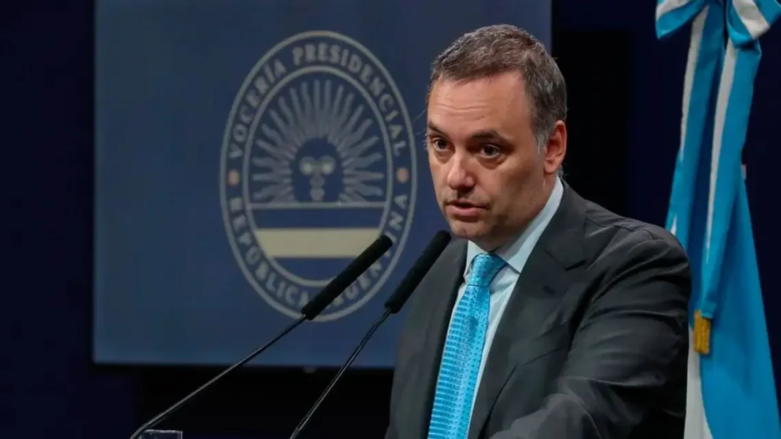 Las declaraciones del Jefe de Gabinete revelan una cultura de incumplimiento tributario en el país.