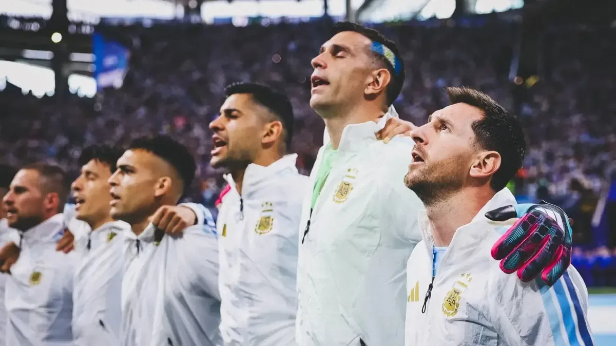 La artista de música urbana representará a Argentina en el MetLife Stadium durante el evento deportivo.