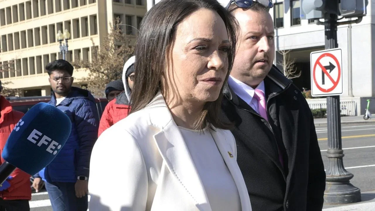 María Corina Machado durante su llegada a la Casa Blanca para reunirse con Trump.