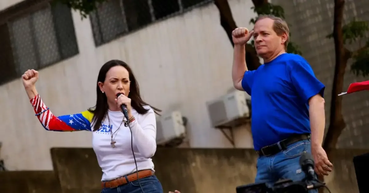 La dirigente opositora clama por la libertad absoluta de los encarcelados por motivos políticos.