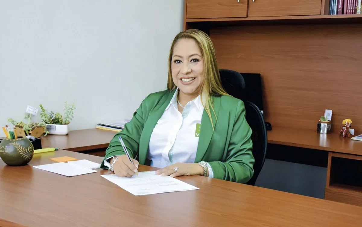 María Guadalupe Cruz Montaño durante su regreso al Congreso de Hidalgo.