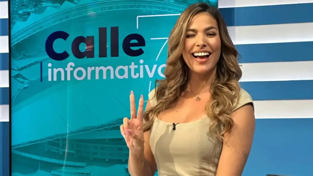 La presentadora destaca su trayectoria y crecimiento en el canal.