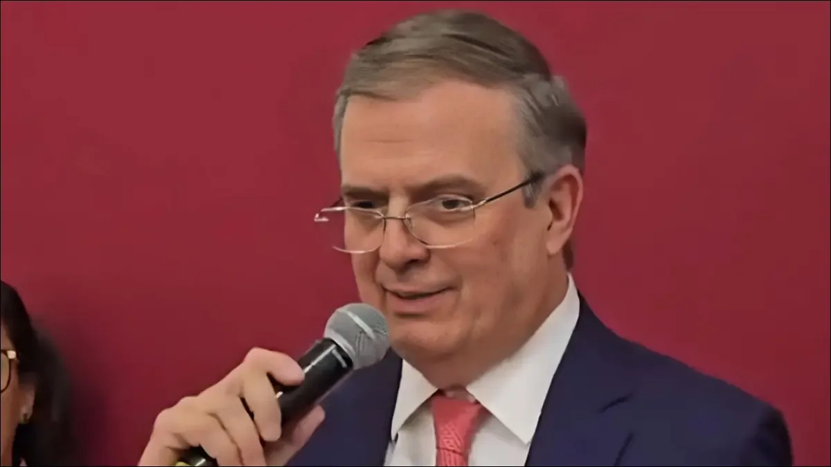 El secretario de Economía reiteró su compromiso con el T-MEC durante la sesión en San Lázaro.