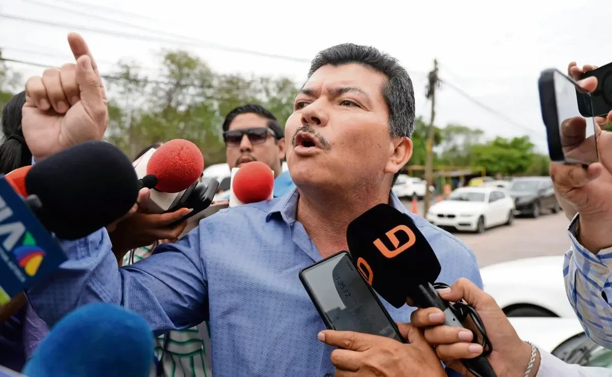 El exjefe de Policía en Sinaloa no se entregó a Estados Unidos, afirmaron fuentes oficiales.