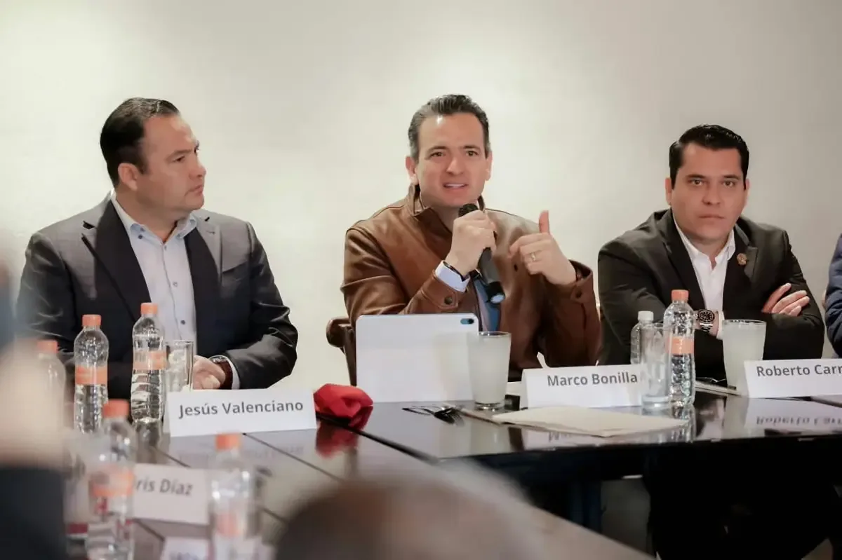 La reunión reunió a representantes de varios sectores para dar a conocer sus preocupaciones y propuestas.