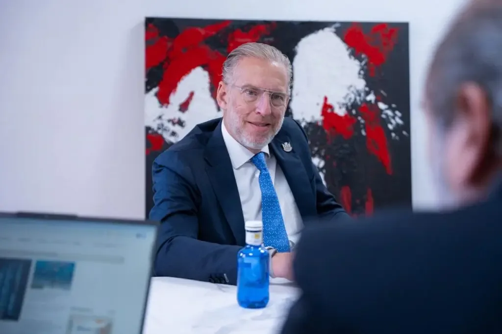 Marco del Prete Tercero anunció su decisión sobre la gubernatura de Querétaro.