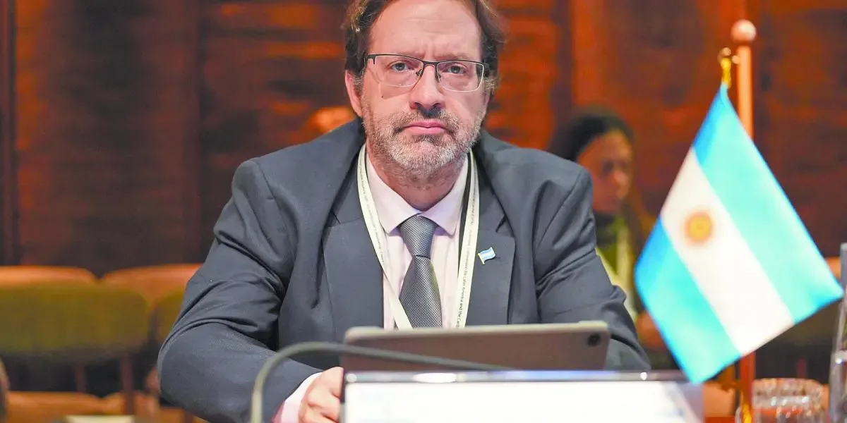 Marco Lavagna, exdirector del INDEC, durante un evento oficial en Argentina.