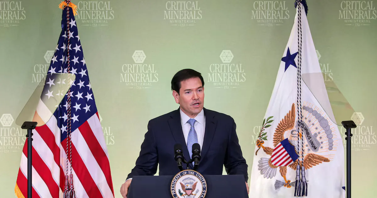 Marco Rubio en la reunión sobre minerales críticos con delegaciones internacionales.