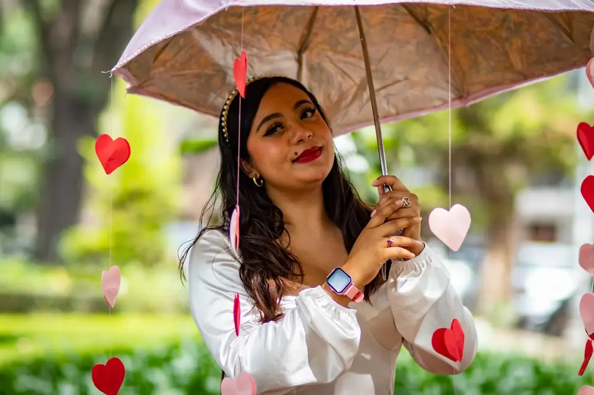 La historia de Mariló Guzmán destaca su compromiso con la educación y el acompañamiento estudiantil.
