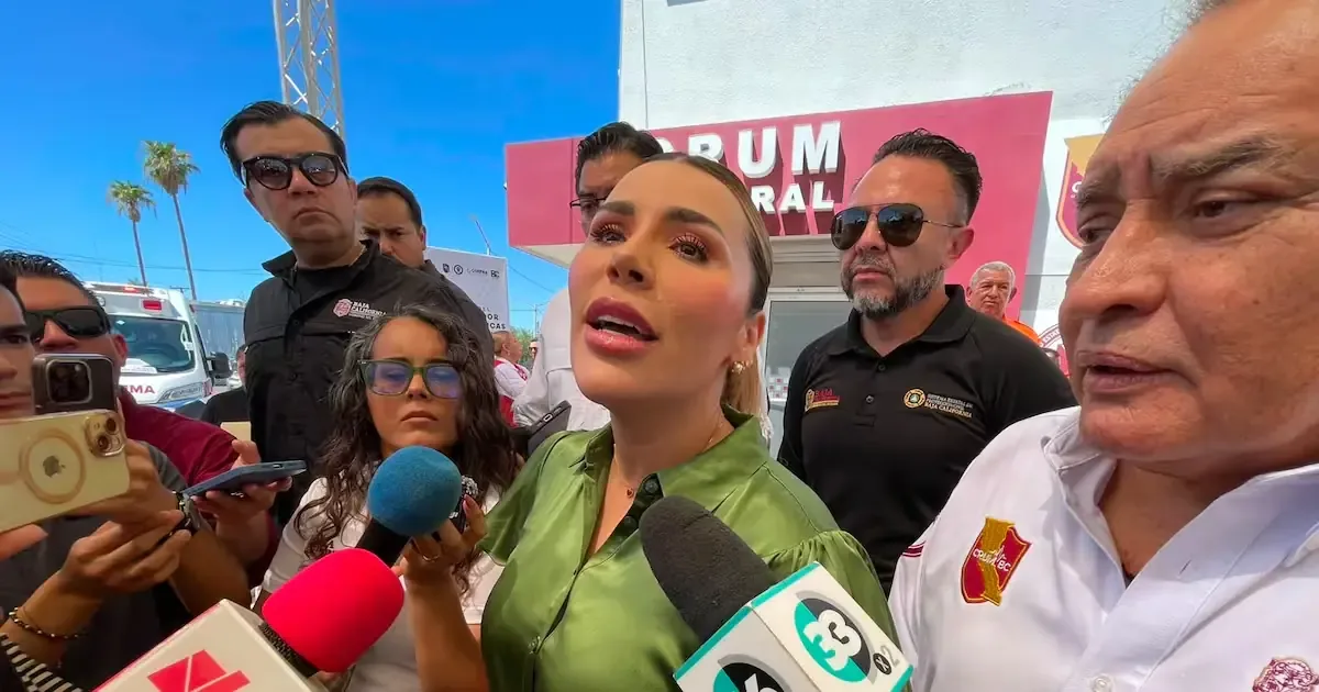 La gobernadora desestima la propuesta del PAN y reitera su compromiso con la gobernanza.