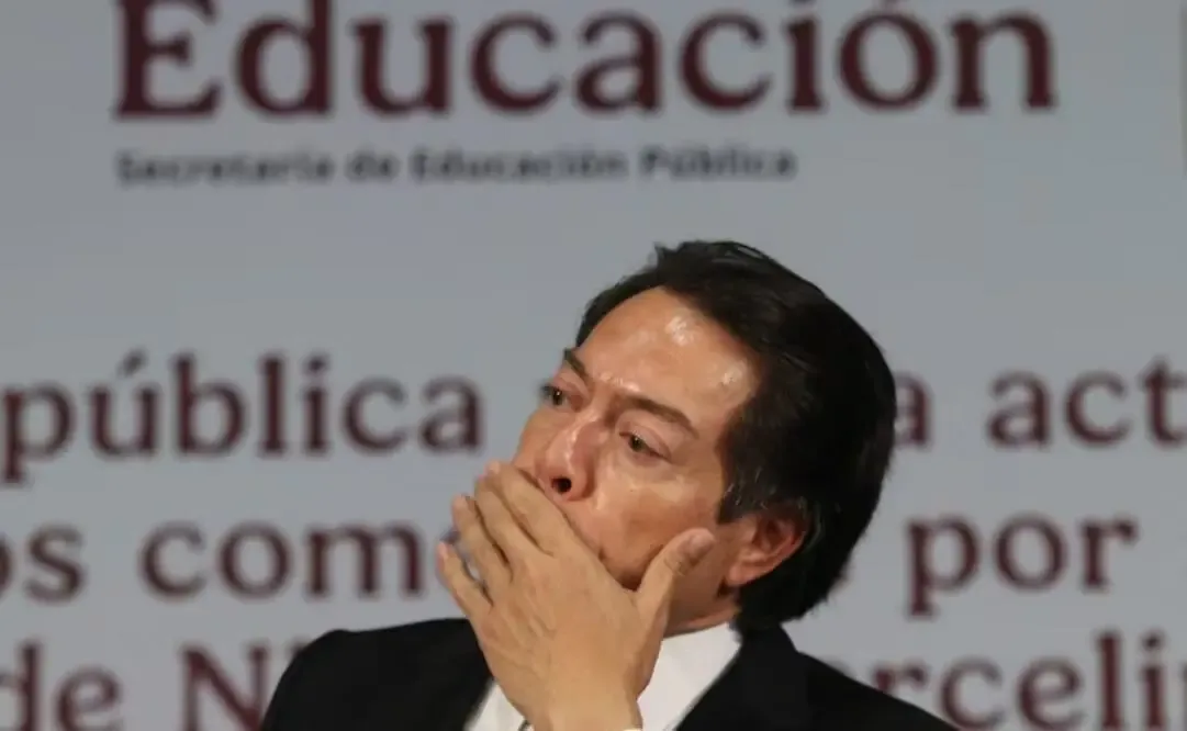 Mario Delgado rinde homenaje a su tía y prima, víctimas de un trágico feminicidio.