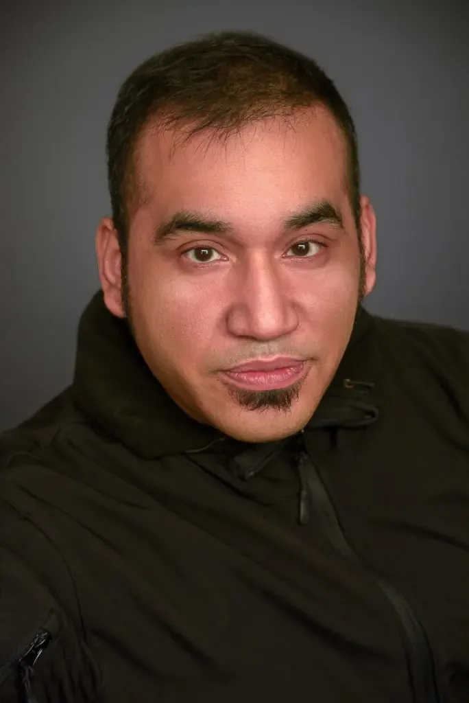 El autor peruano Mario Zegarra reflexiona sobre su obra y el impacto de la violencia en su narrativa.