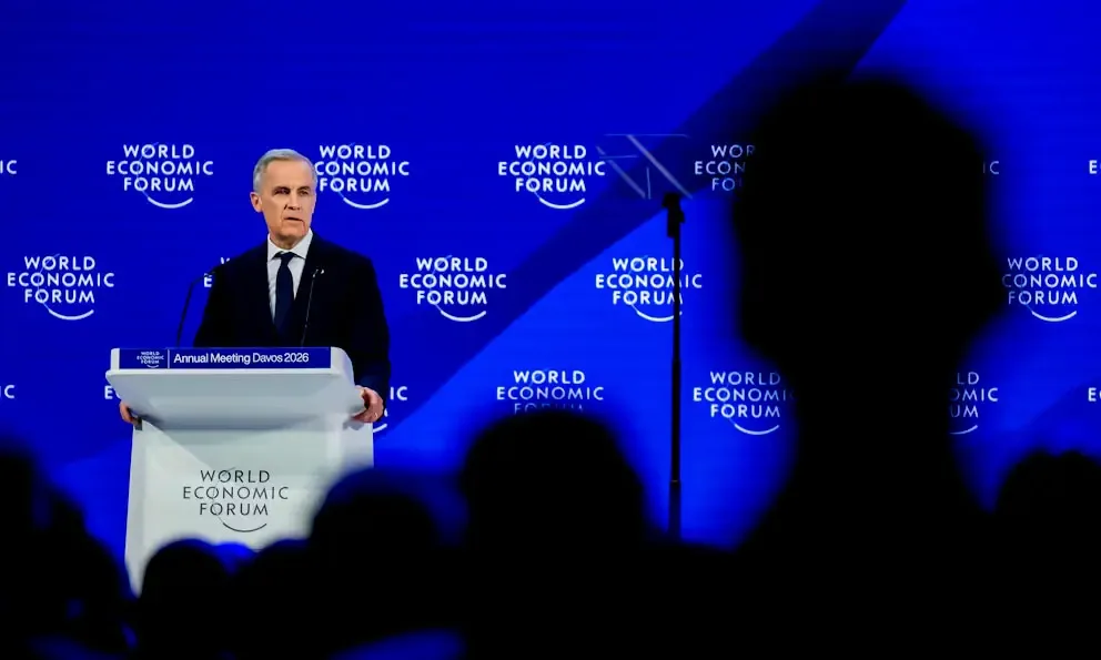 Mark Carney en el Foro de Davos discutiendo el futuro del orden mundial.
