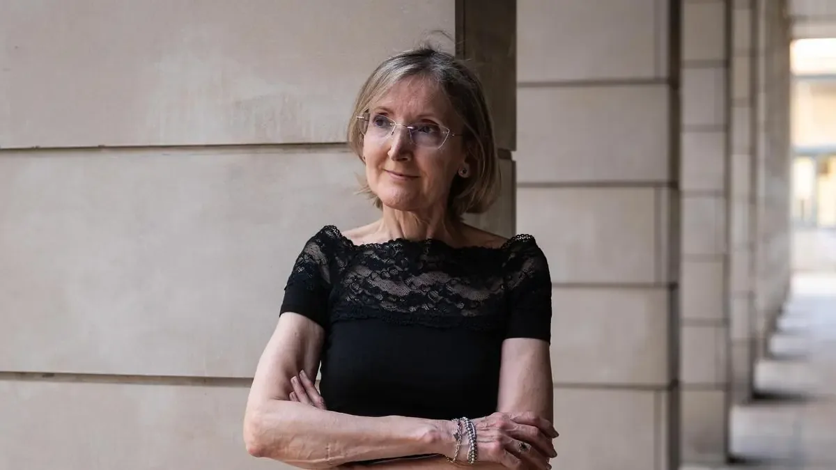 La autora busca dar voz a mujeres silenciadas en la Barcelona de 1941 con su segunda novela premiada.
