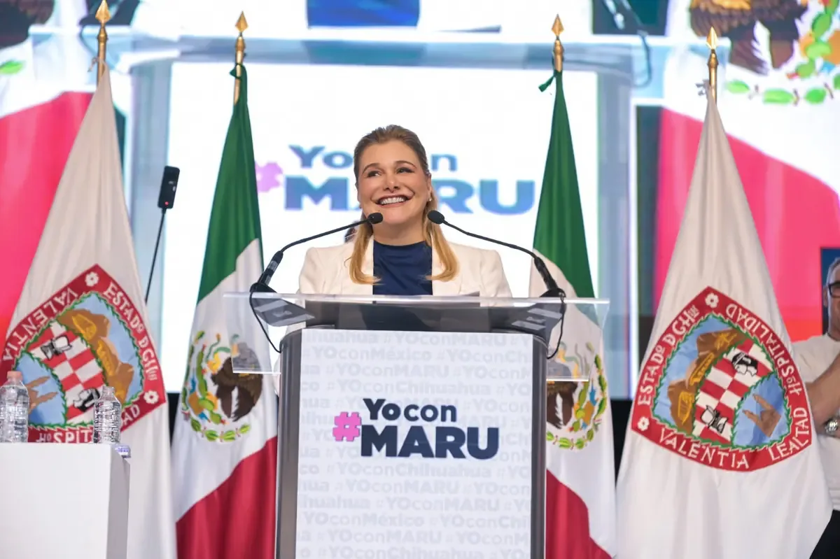 La gobernadora de Chihuahua se pronunció enérgicamente contra el narcogobierno en un evento masivo en la capital.
