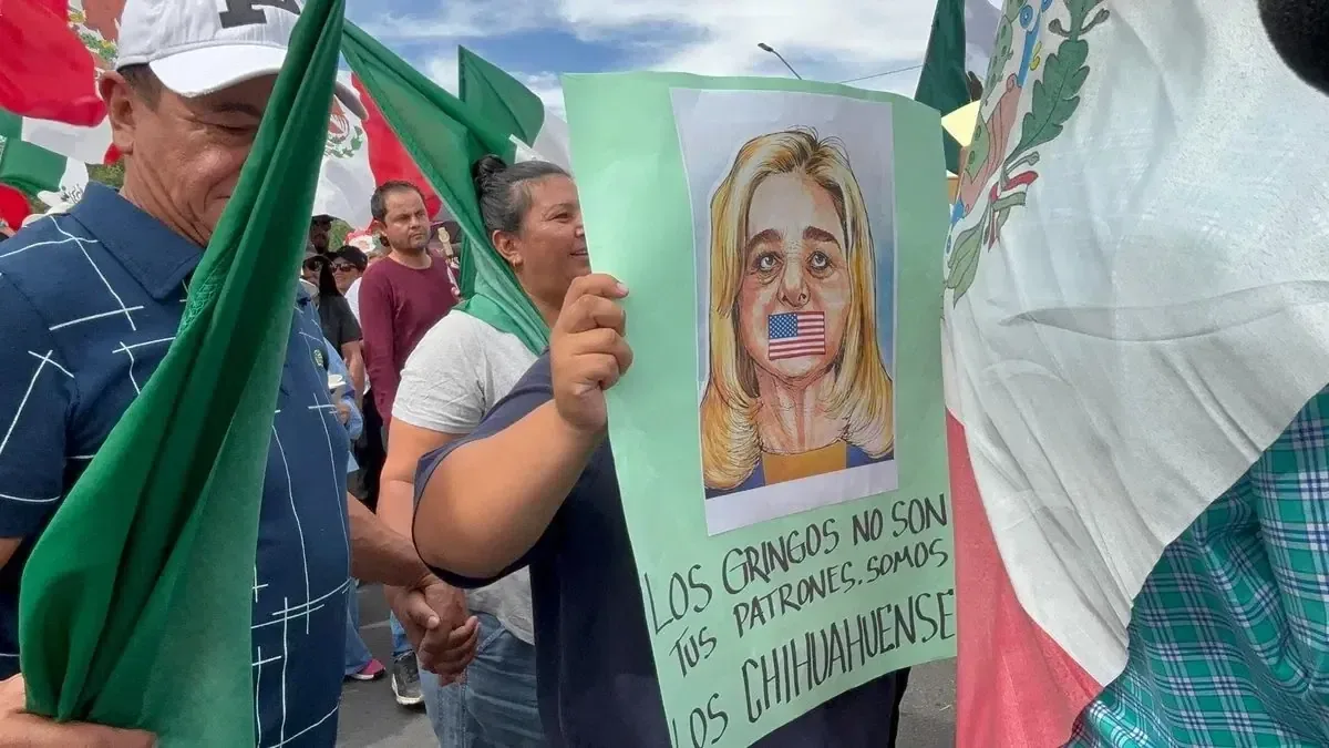 La gobernadora asegura que la iniciativa carece de apoyo social y es parte de una agenda electoral.