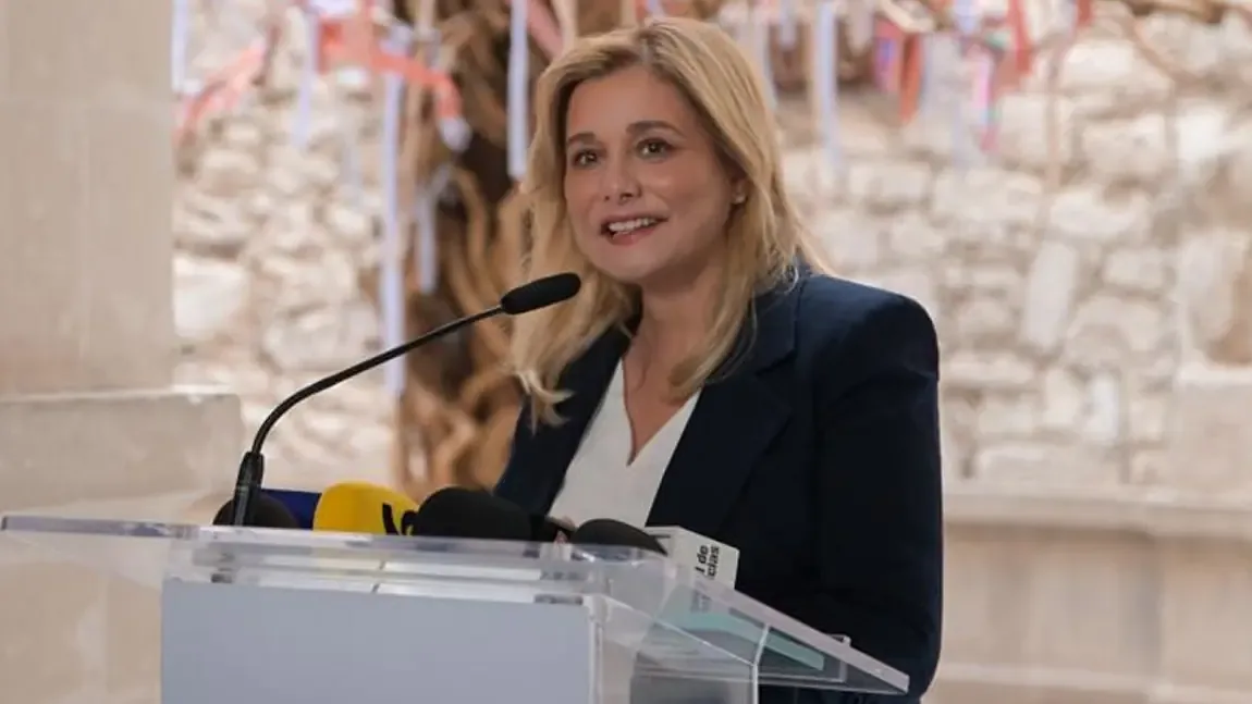 La gobernadora de Chihuahua llama a la disciplina en los procesos internos del partido ante futuras contiendas electorales.