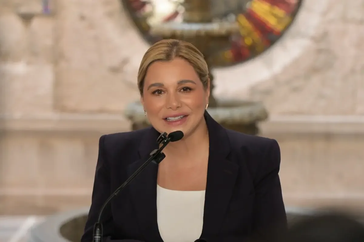 La gobernadora enfatiza la importancia de la participación civil y el fortalecimiento de derechos fundamentales.