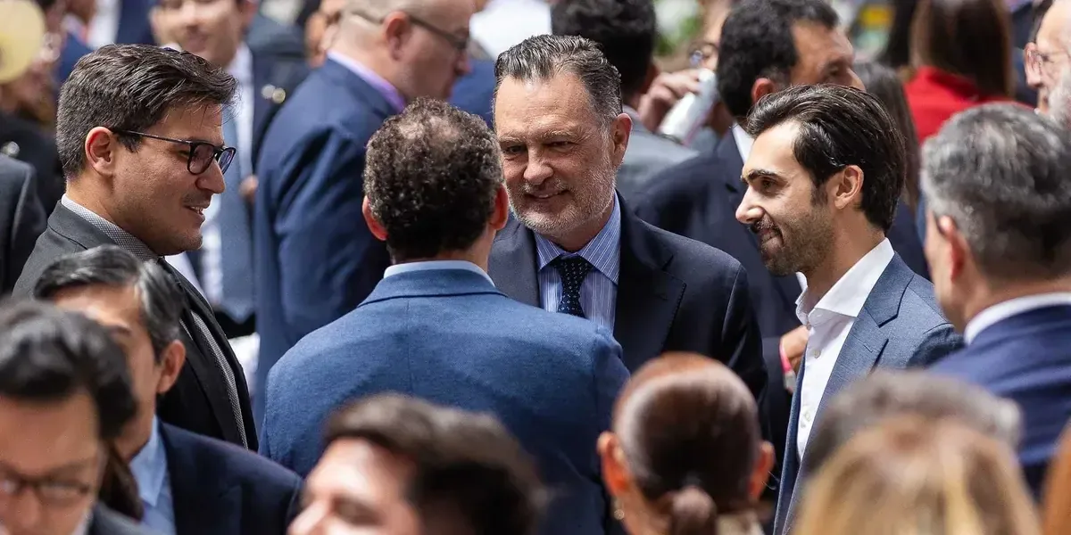 El evento resaltó la importancia del transporte terrestre y su impacto en la economía.