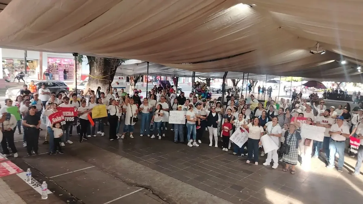 La crisis actual en el sector salud refleja las luchas de hace más de seis décadas.