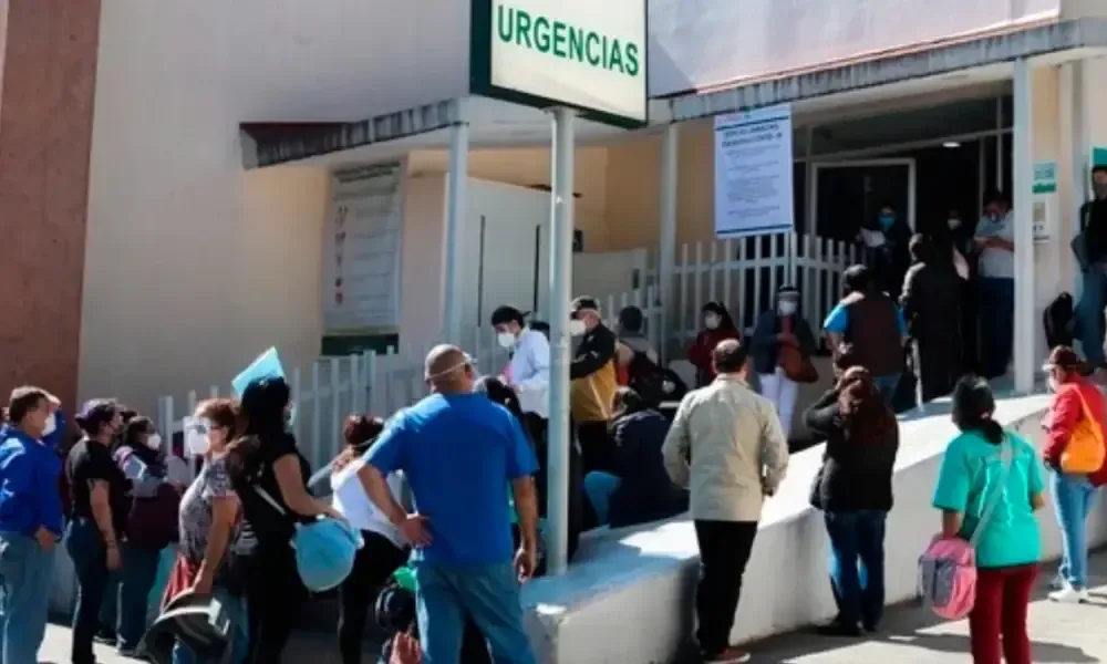 Médicos residentes enfrentan largas jornadas y problemas de salud mental en el país.