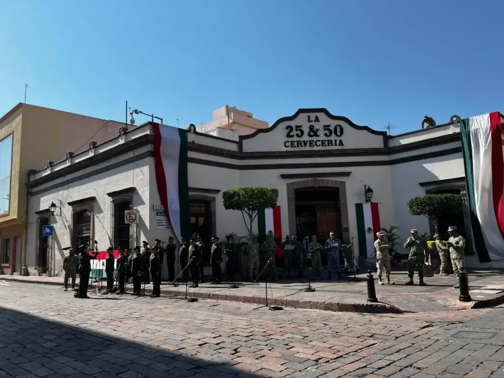 Medidas de seguridad en el Centro Histórico de Querétaro por el evento constitucional.
