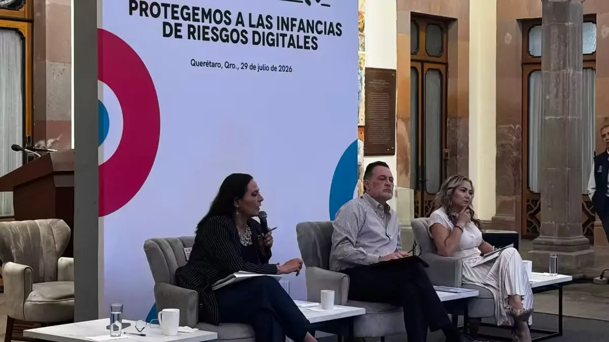 La restricción de celulares en Querétaro ha mejorado la atención y el rendimiento de estudiantes en el aula.