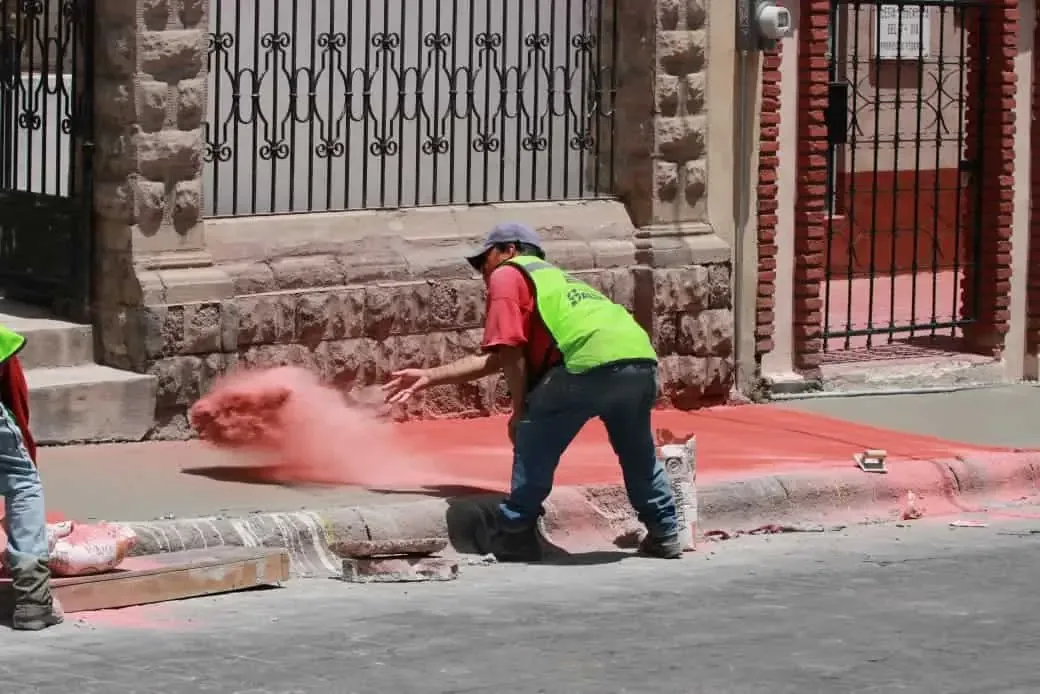 El alcalde impulsa rehabilitación y embellecimiento de áreas públicas para la seguridad y comodidad de los saltillenses.