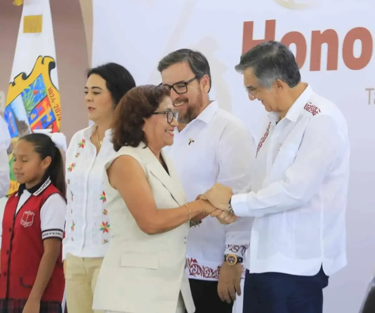 Américo Villarreal lidera iniciativas para transformar escuelas en Tamaulipas, garantizando oportunidades para estudiantes.