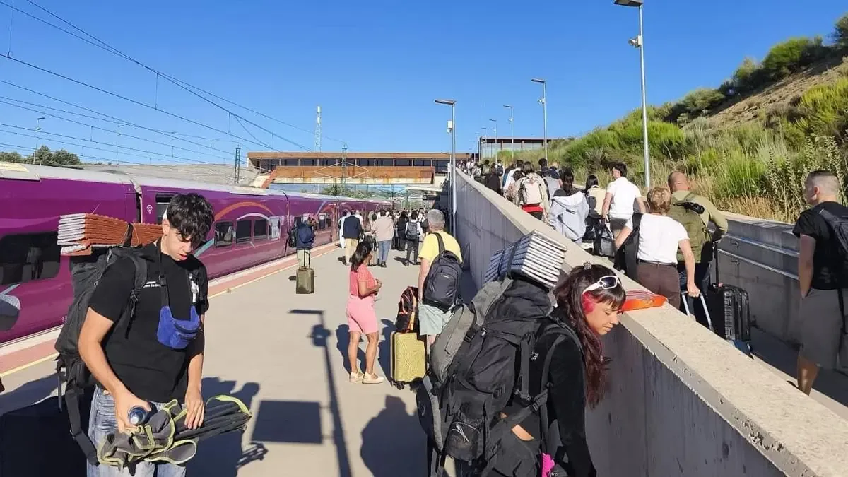 Con una nueva parada de autobús, se facilitará el acceso a la alta velocidad en Sanabria.