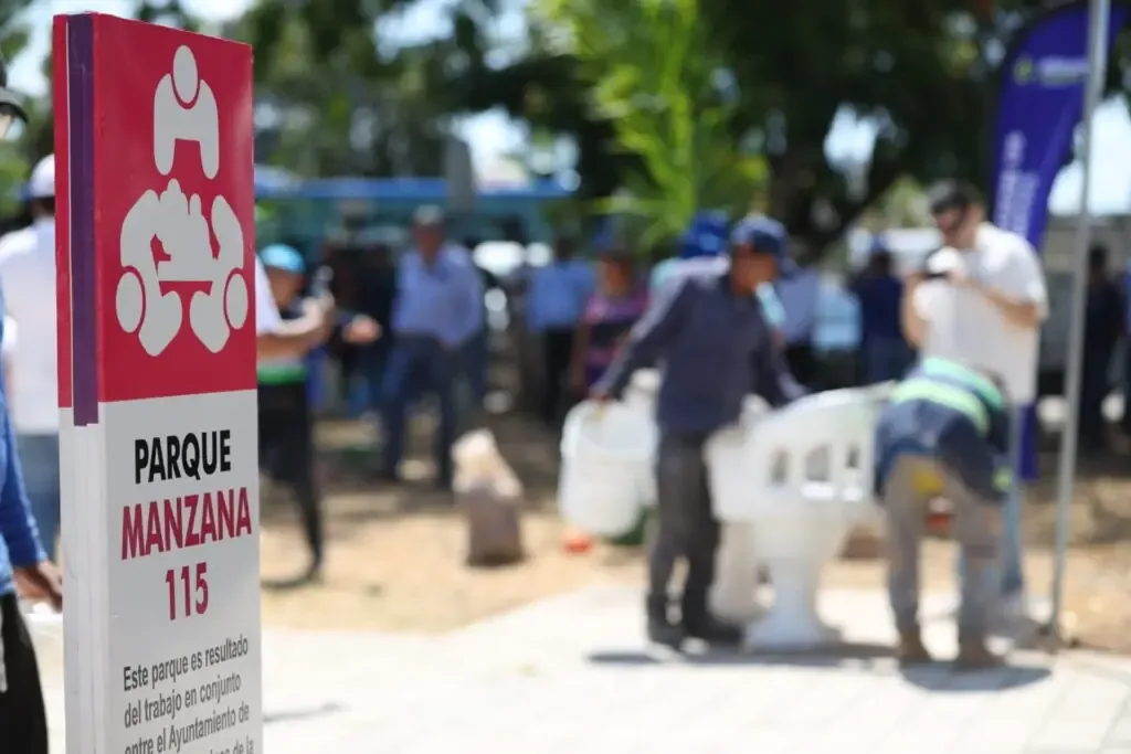 Más de 2 mil habitantes beneficiados con el Mega Operativo de Limpieza en el fraccionamiento Manzana 115 de Mérida.