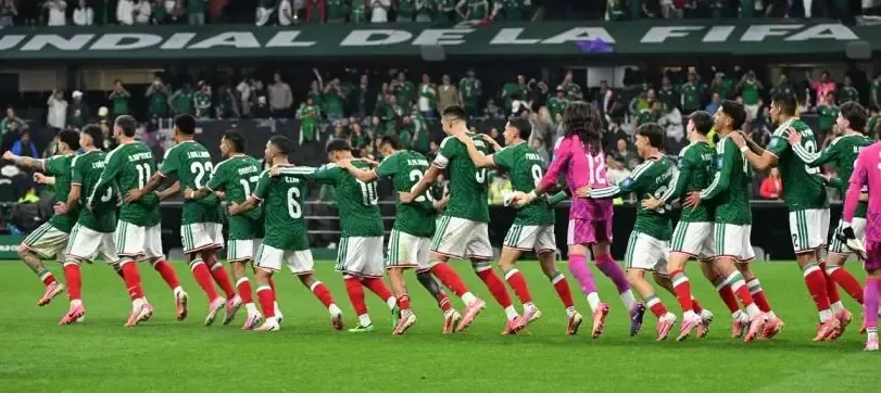 La Femexfut ordenó el regreso de los relojes tras el alboroto por un regalo considerado inapropiado.