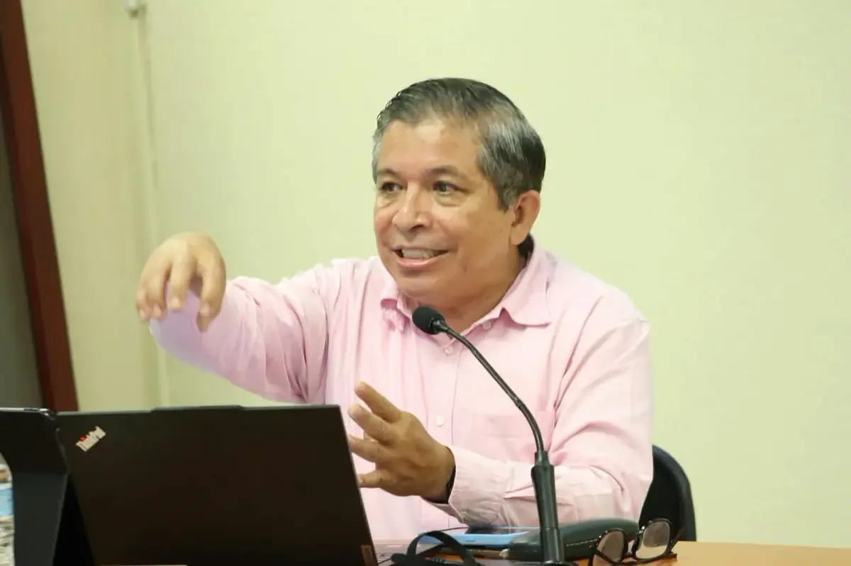 La falta de activación de credenciales limita el voto de michoacanos en el extranjero para las elecciones estatales.