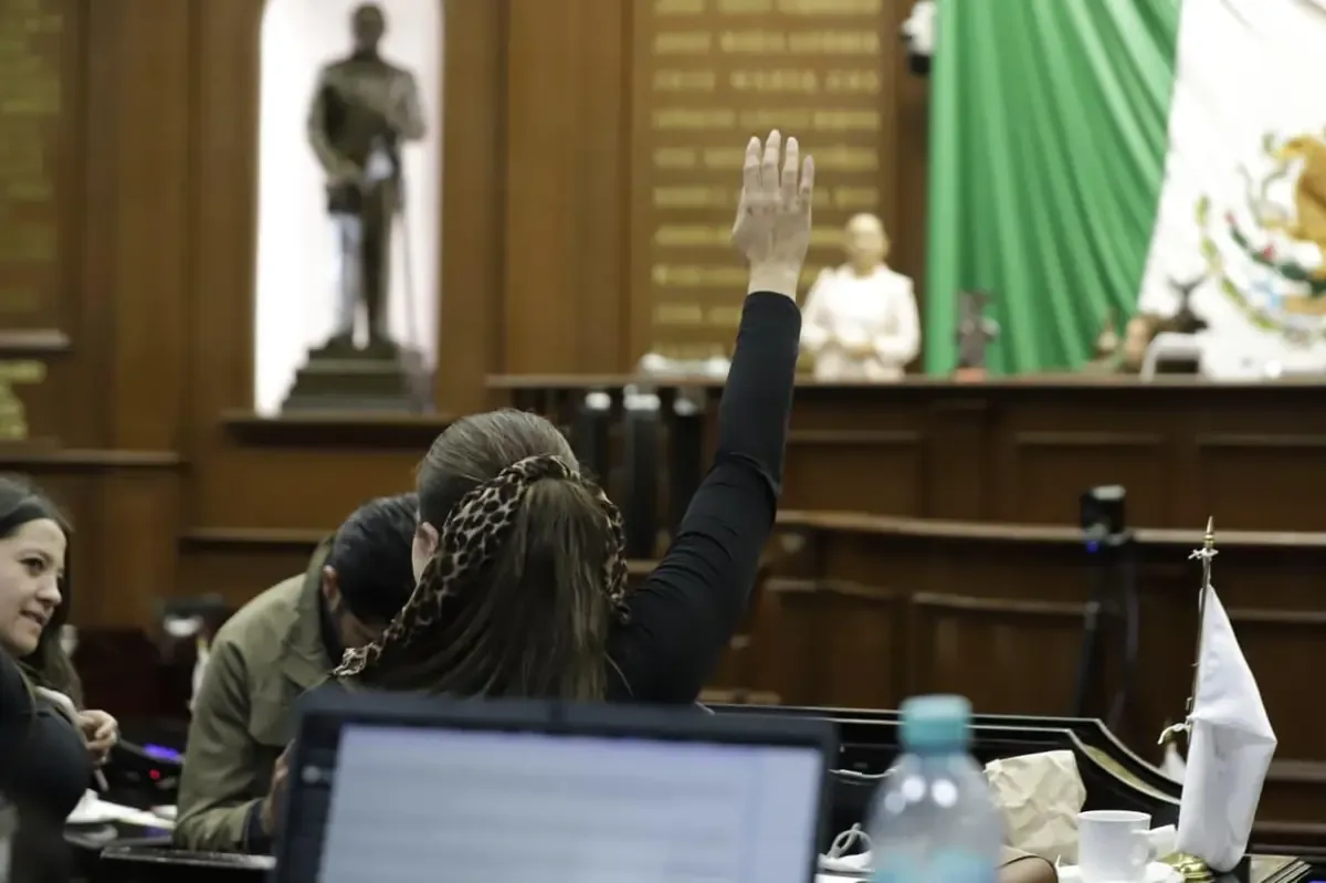 La nueva legislación busca asegurar una atención integral y evaluable en la lucha contra las adicciones en el estado.