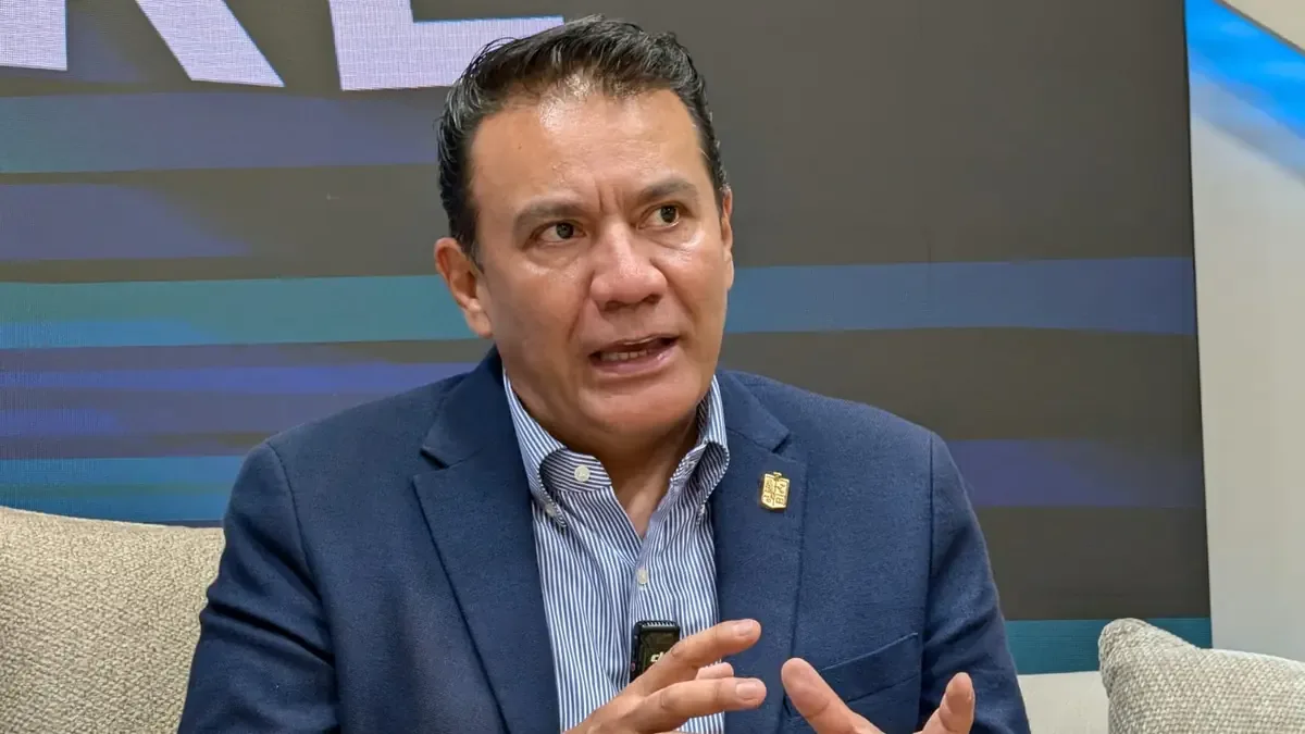 Roberto Monroy destaca la importancia del contacto humano en el turismo.
