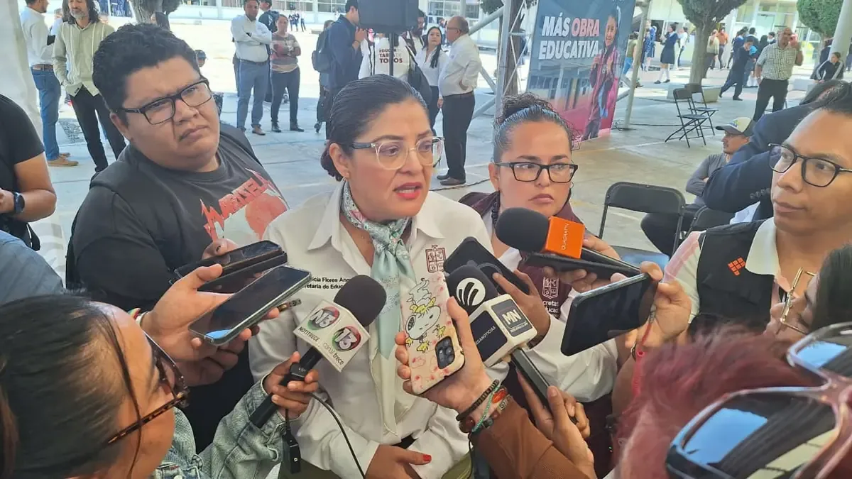 La Secretaría de Educación informa sobre la suspensión de clases en seis municipios debido a las condiciones del huracán Polo.