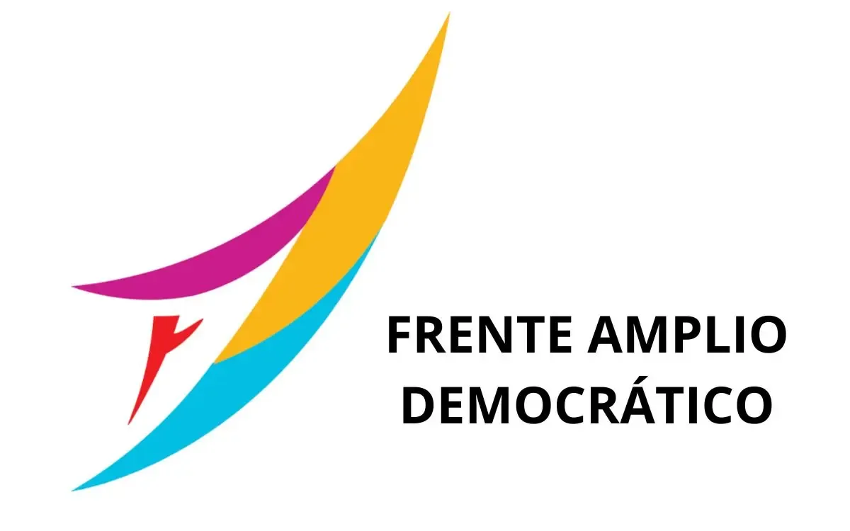 Miembros del Frente Amplio Democrático durante su anuncio de creación.