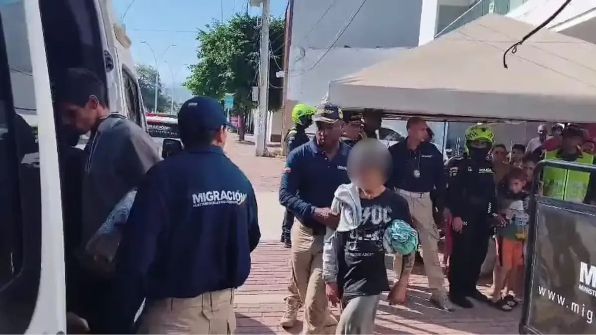 La expulsión responde a medidas para asegurar la seguridad de la población y controlar la migración irregular.