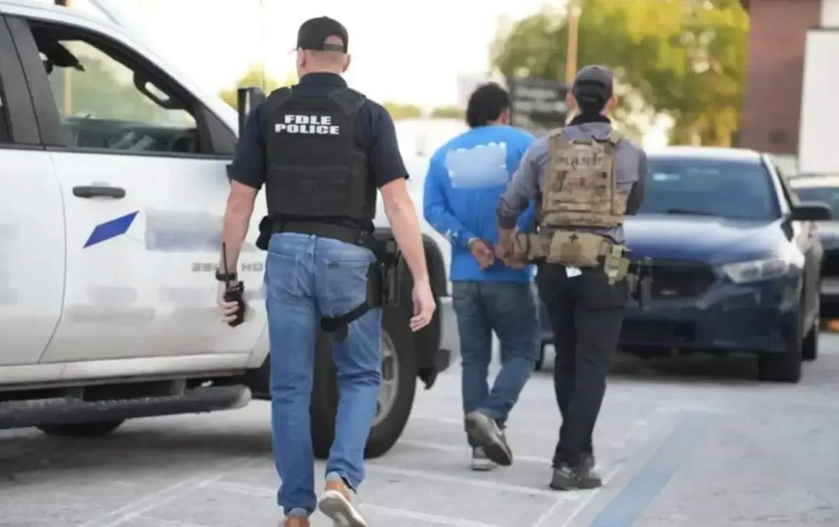Encuesta revela que la mayoría de latinos apoyará a candidatos favorables a soluciones migratorias.