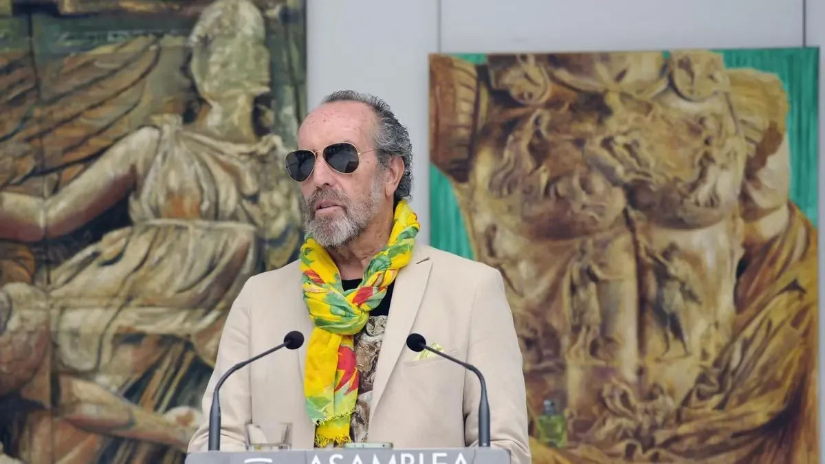 La muestra exhibe 30 obras inspiradas en el legado romano de la ciudad.