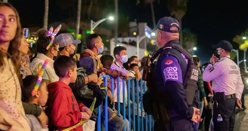Milena Quiroga encabeza la reunión para coordinar la seguridad del carnaval en La Paz.
