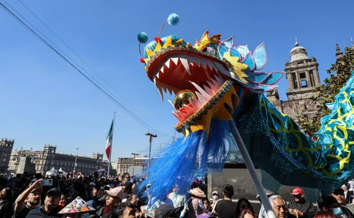 Miles de asistentes disfrutaron un desfile lleno de color y cultura familiar en la Ciudad de México.